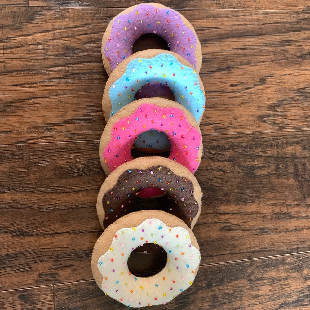 Handmade - Sprinkled Felt Donuts (Set of 5)